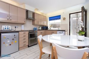 Kitchen/Diner- click for photo gallery